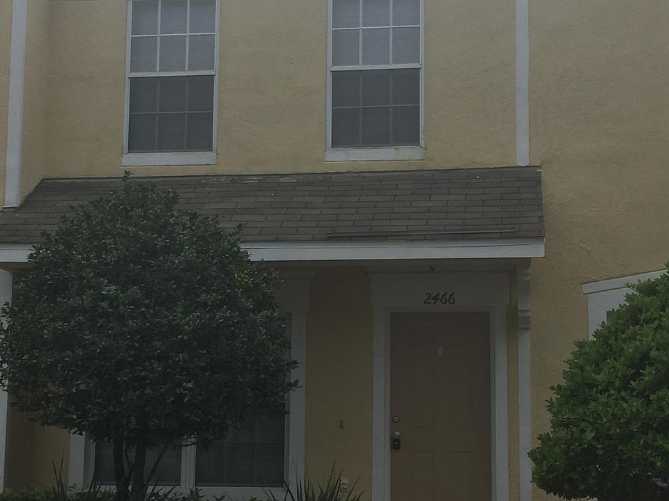 1st image of 2466 Lake Woodberry Cir