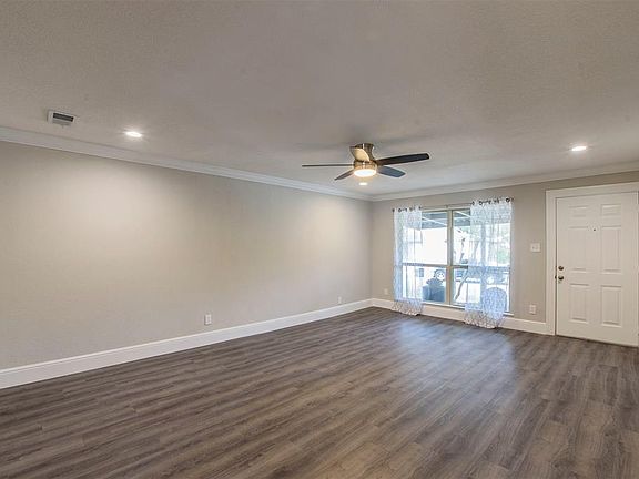 5th image of 2700 Ash Park Dr