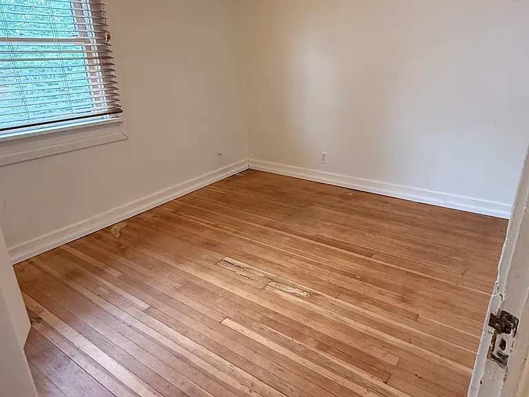 2321 S Williams St — Photo 7