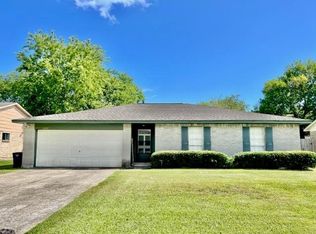 5909 Country Pl, League City, TX 77573