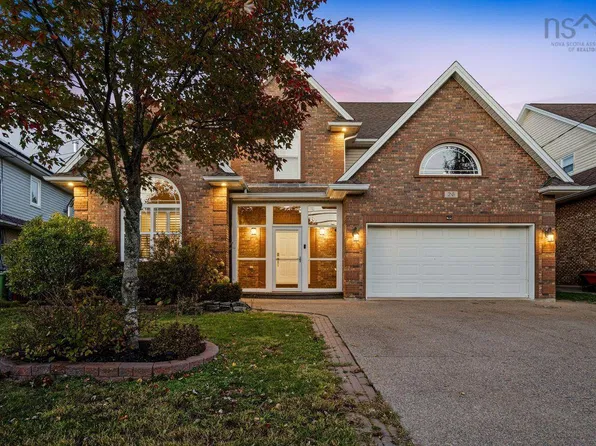 26 Ravines Dr, Bedford, NS B4A 4L6