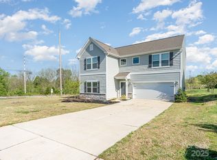 101 Glencroft Dr, Wingate, NC 28174