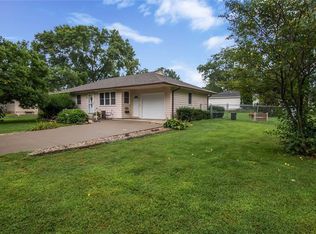 1215 A Ave, Marion, IA 52302
