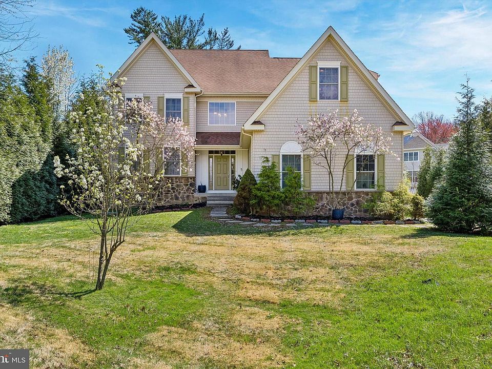 1st image of 746 Upper Gulph Rd