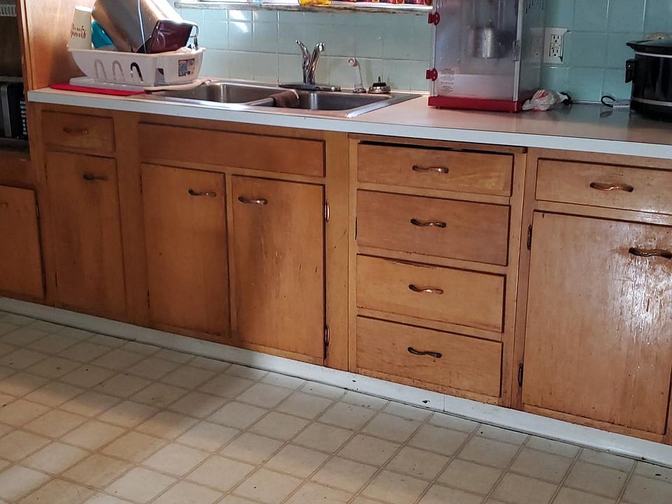 1st image of 505 Zahn Dr #2
