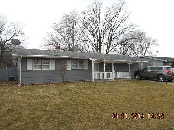 2nd image of 1817 W Glenn Ellyn Dr