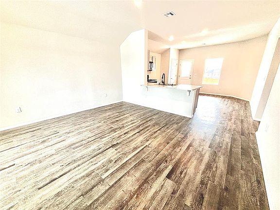 4th image of 13443 Huckleberry Ln