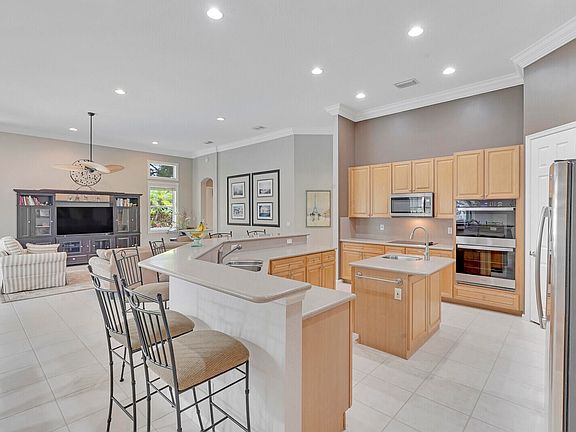 4th image of 11849 Osprey Pointe Circle