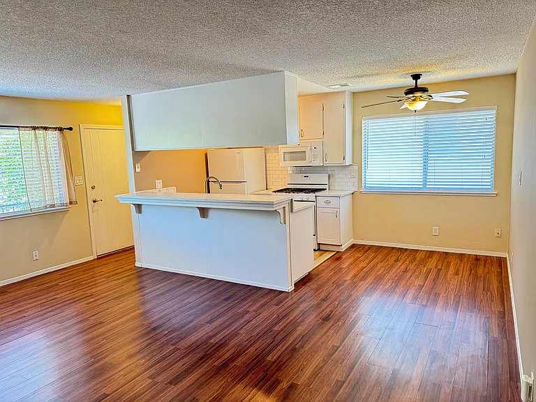 231 Harding Blvd — Photo 4