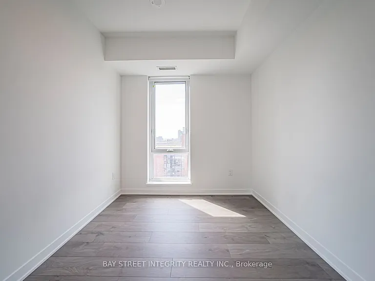10 Oak St #903 — Photo 12