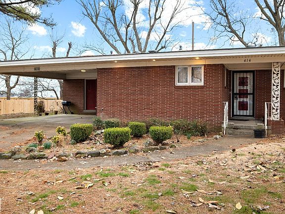 3rd image of 414 Ridgecrest Dr