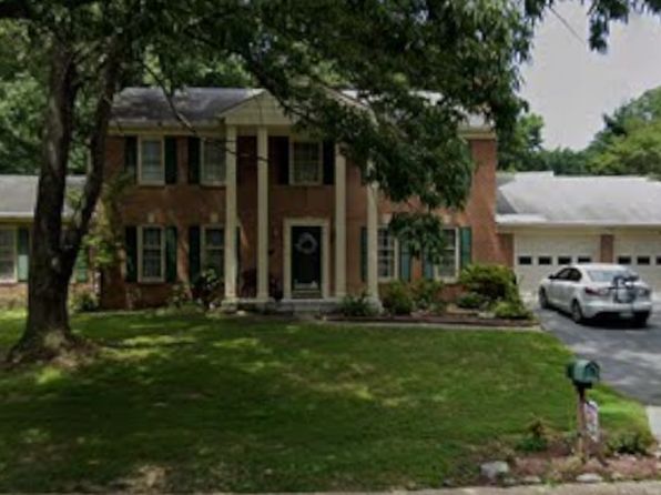 1800 Rainbow Dr