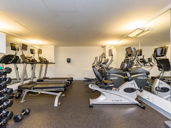 640 West 237th Street image 19 of 23