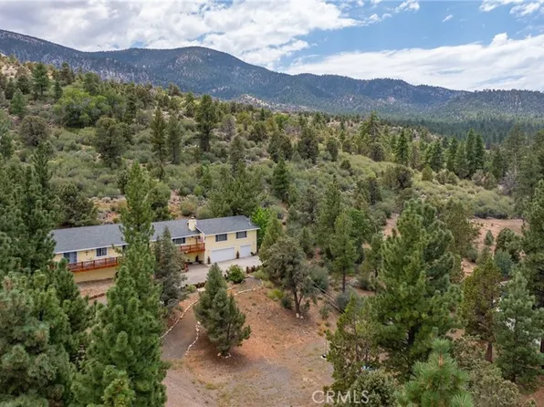 2196 Mariposa Ln, Big Bear City, CA 92314