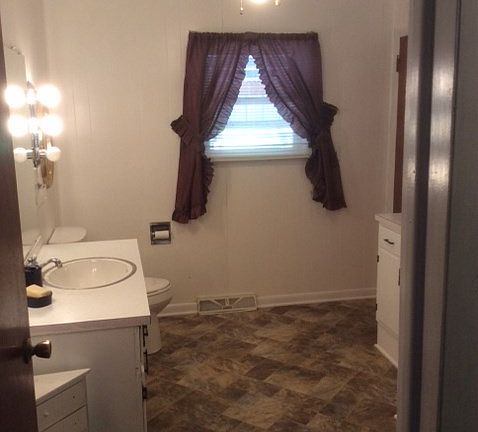 3rd image of 1903 Garfield St