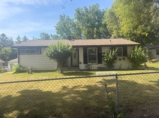 2021 Loomis St, Rockford, IL 61102