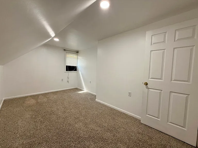119 E Church St — Photo 19
