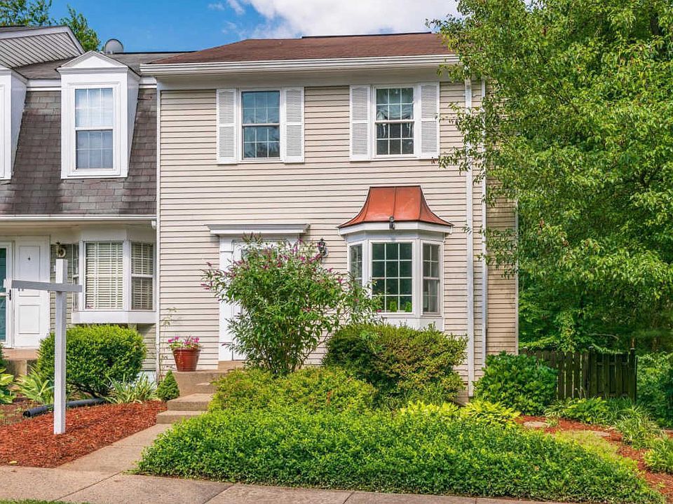 2nd image of 36 Alden Ct
