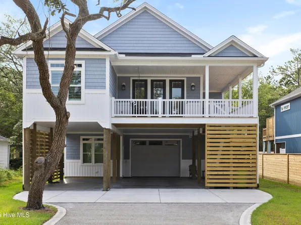 2105 E Yacht Drive, Oak Island, NC 28465