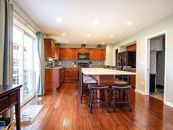 4th image of 13909 Wendessa Dr