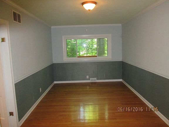 5th image of 1934 15 1/2th St