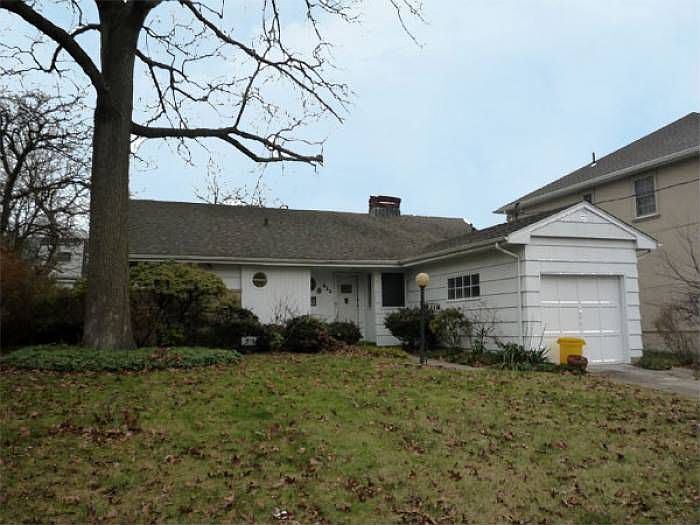 333 Grant Ave, Woodmere N