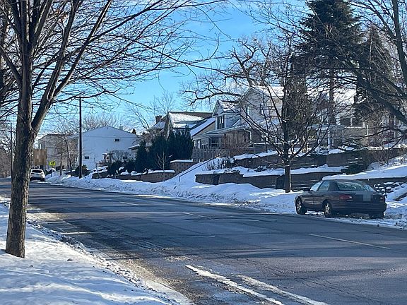 4th image of 1659 7th St E