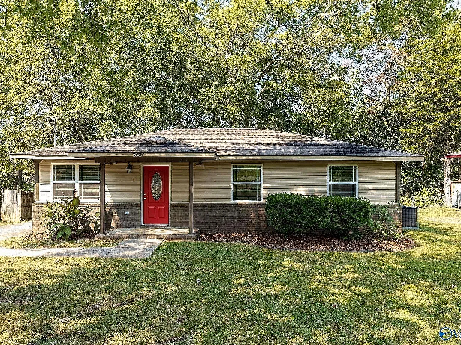 3207 Delia Lane Northwest - 1 — Photo 2
