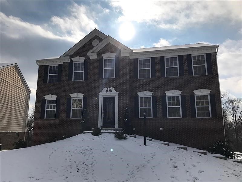 1st image of 1044 Sweet Brier Dr