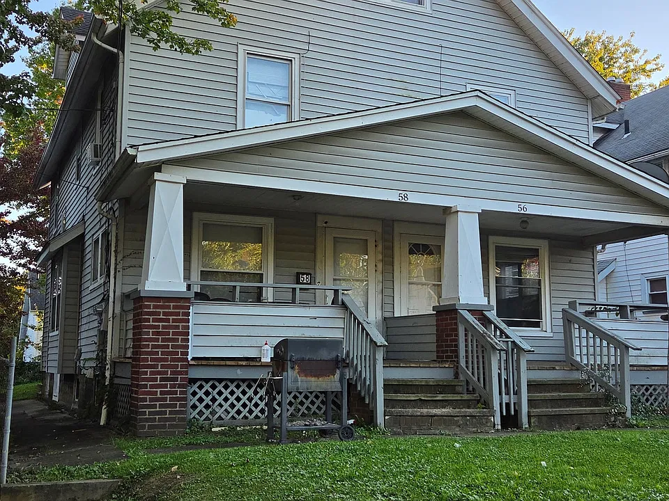 56 E Mapledale Ave