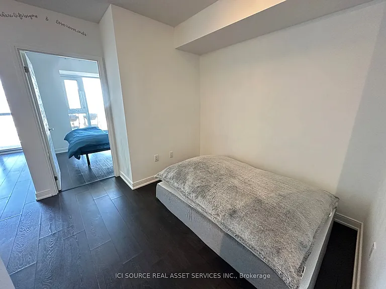 50 Wellesley St E #3205 — Photo 10
