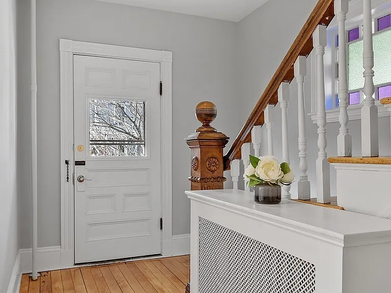 270 Poplar St — Photo 8
