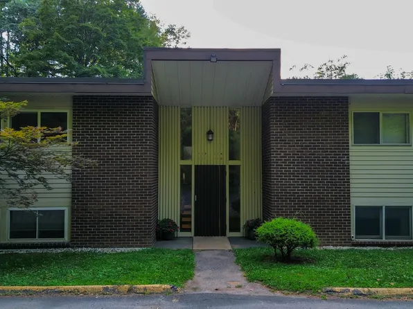 229 Bacon Pond Road APT 113, Woodbury, CT 06798