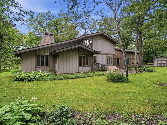 2nd image of 5598 London Groveport Rd