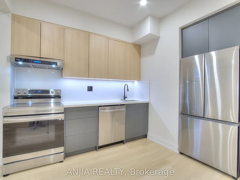 16 Clarkhill St #BASEMENT — Photo 6