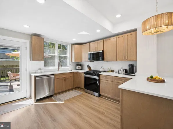 3013 Clearview Ave, Baltimore, MD 21234