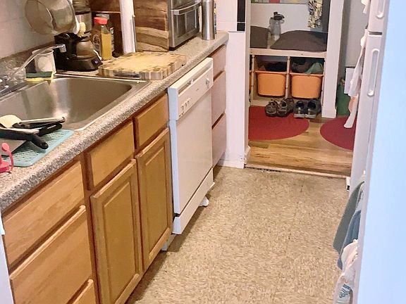 2nd image of 35 Odell Ave