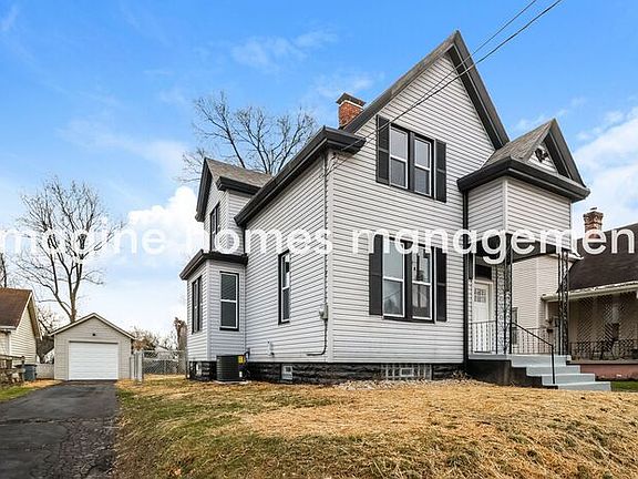 4th image of 4796 Poplar St