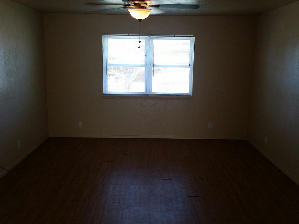2nd image of 1603 Sunnyside Ln