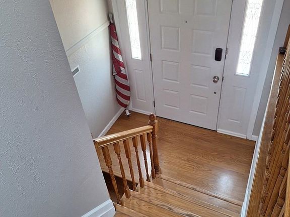 5th image of 26 Sierra Dr