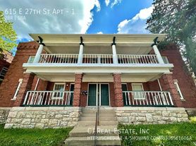615 E 27th St, Kansas City, MO