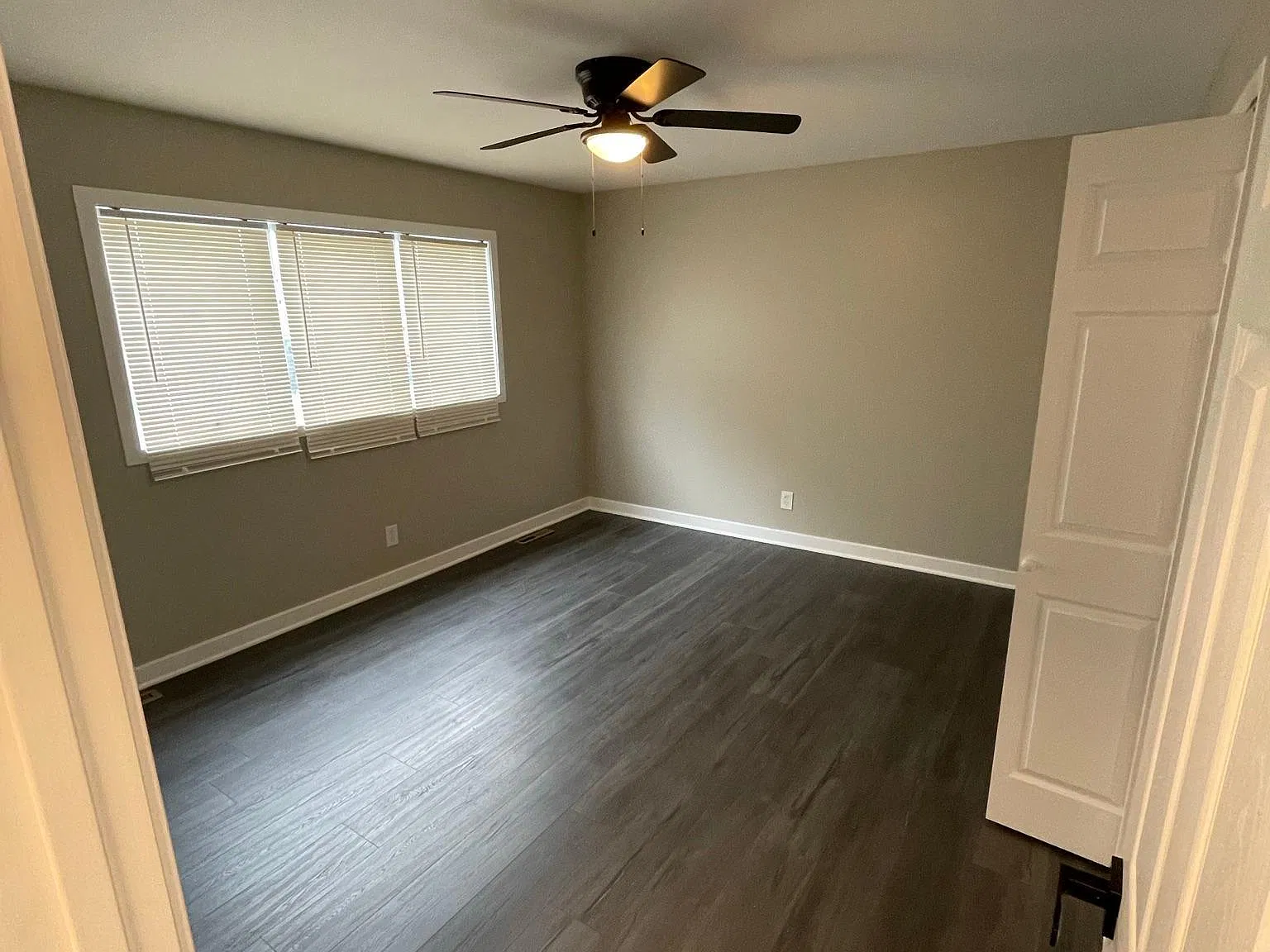 2 bed, 1200 sqft, $1,750 — Photo 4