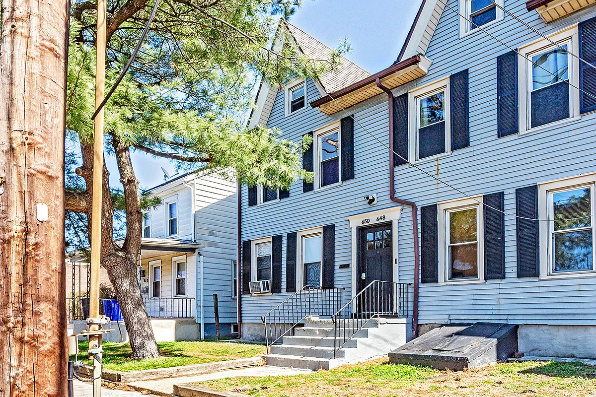 Building Photo - 650B N Broad St #B