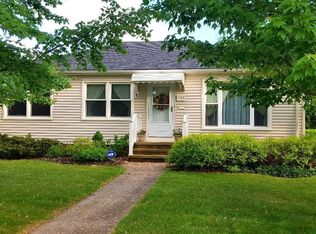 7515 Deerfield Dr, Parma, OH 44129