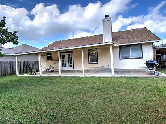 3rd image of 2102 Barnett Dr