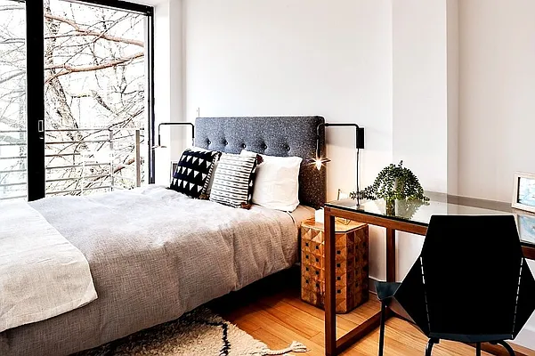 Rented by Compass | media 24