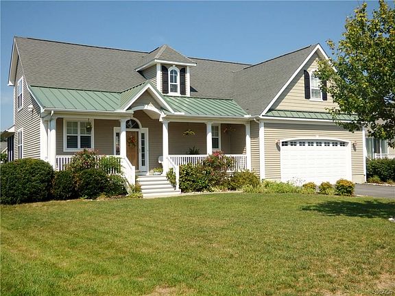 2nd image of 37345 Hidden Bay Dr