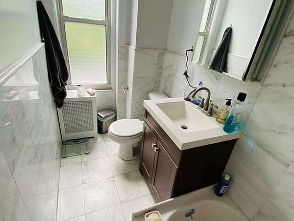 2nd image of 50 Livingston St #4F