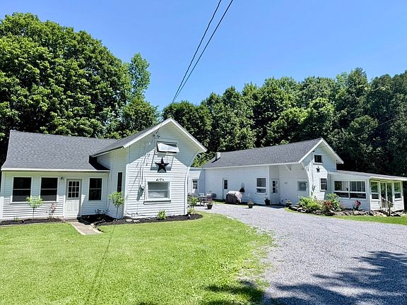 2nd image of 417 Church St #1
