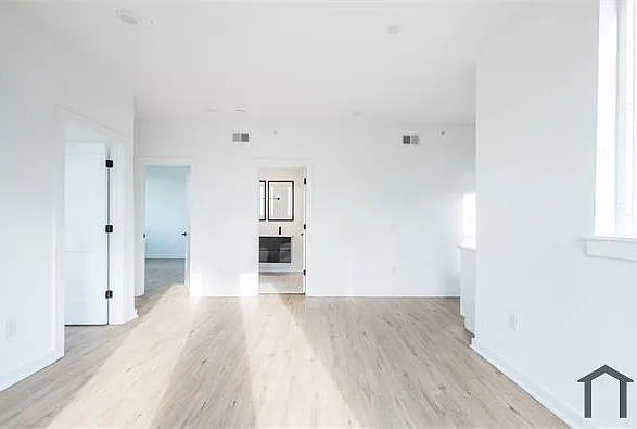 2552 Cecil B Moore Ave #4B — Photo 5